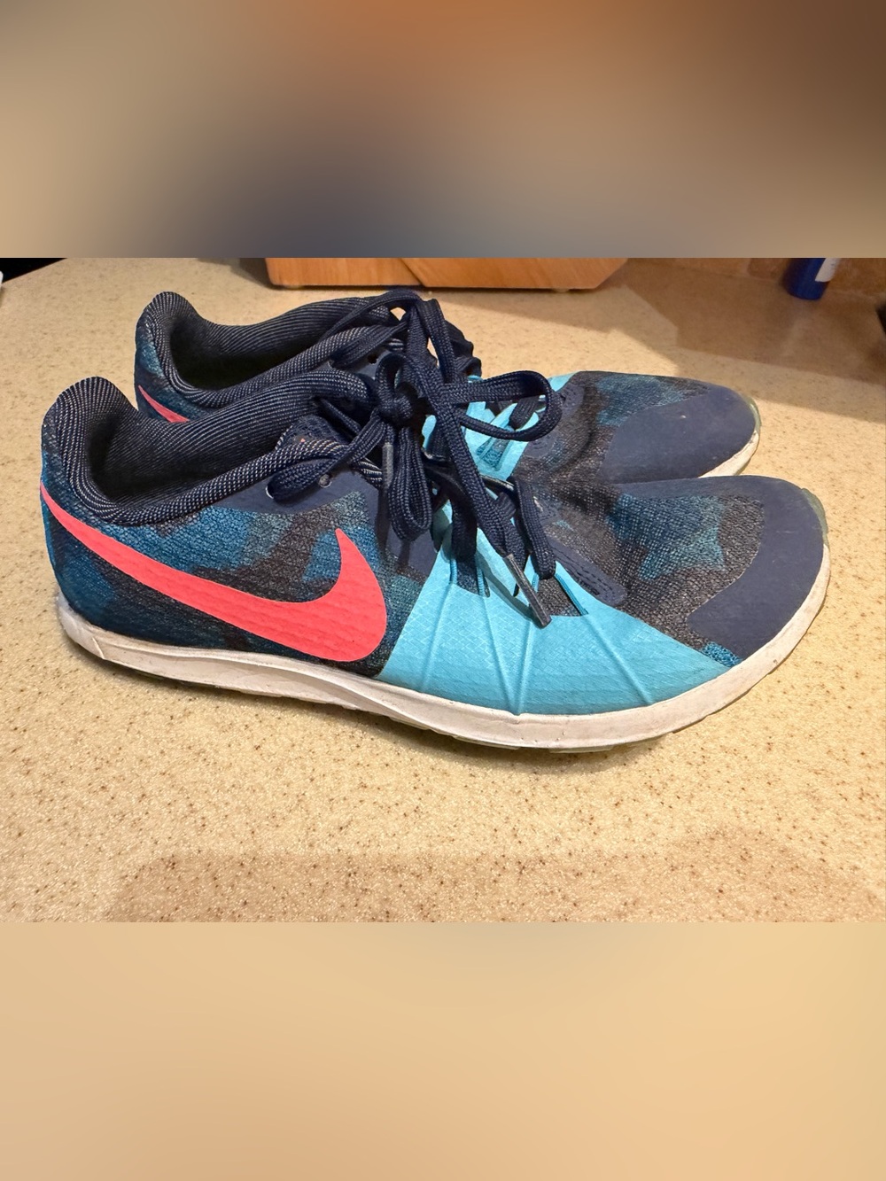 Nike Women's Navy Blue Teal Athletic Shoes with Pink Swoosh